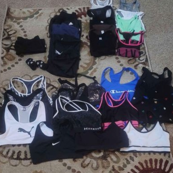 Women's athletic apparel - Picture 2 of 9